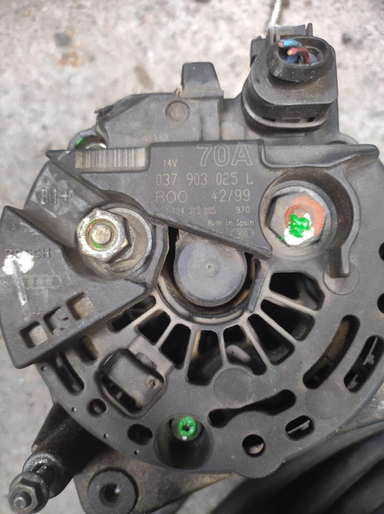 Foto 1 Alternador 70A Bosch - Recambio