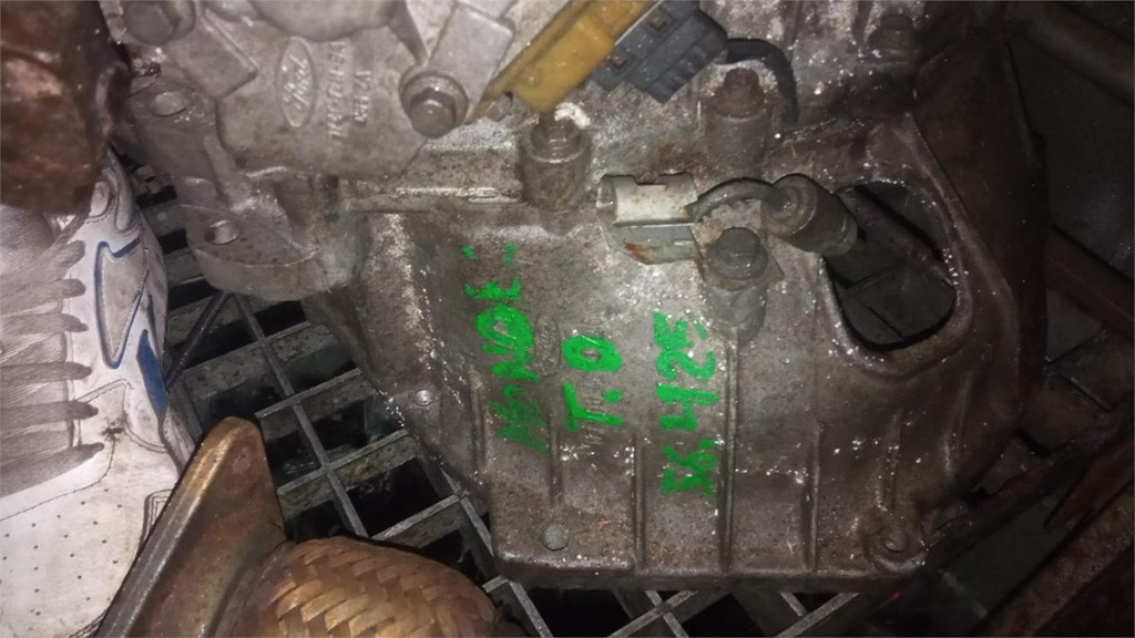 Foto 2 CAJA CAMBIOS FORD FIESTA FURGÓN 2000 ref 87tt7f096ab