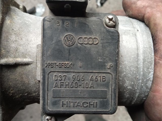 Caudalímetro VW-Audi Hitachi 037906461B