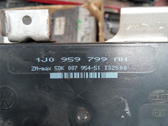 Centralita 1J0959799 AH