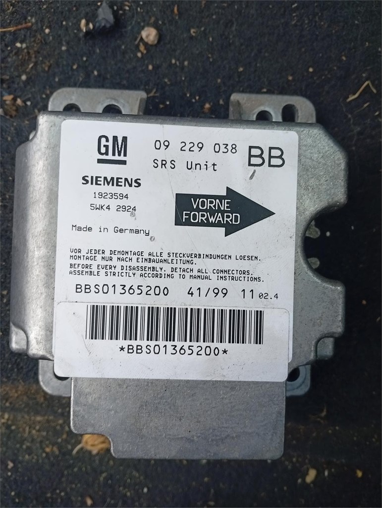 Foto 1 centralita airbag opel zafira 