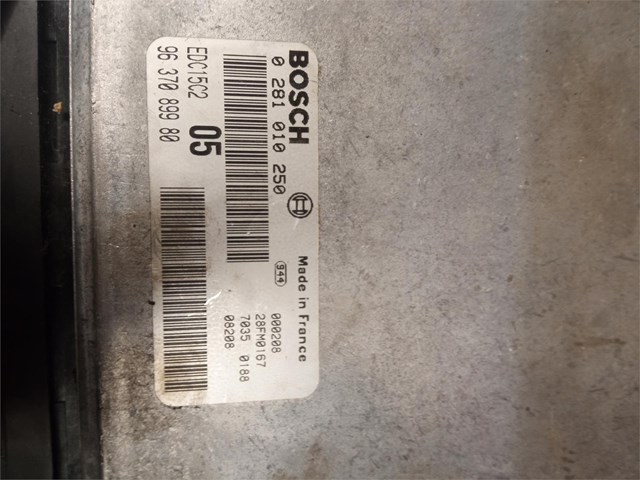 Centralita Bosch EDC15C2 05