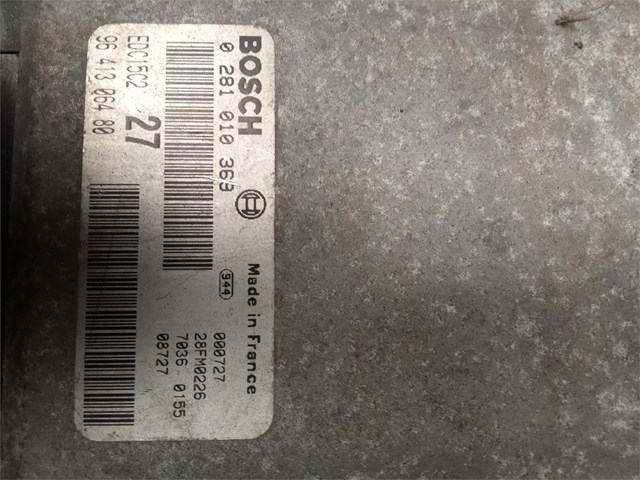 Centralita Bosch EDC15C2 281010369