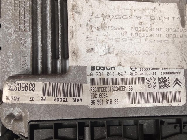 Centralita ECU BOSCH EDC16C34 0281011627
