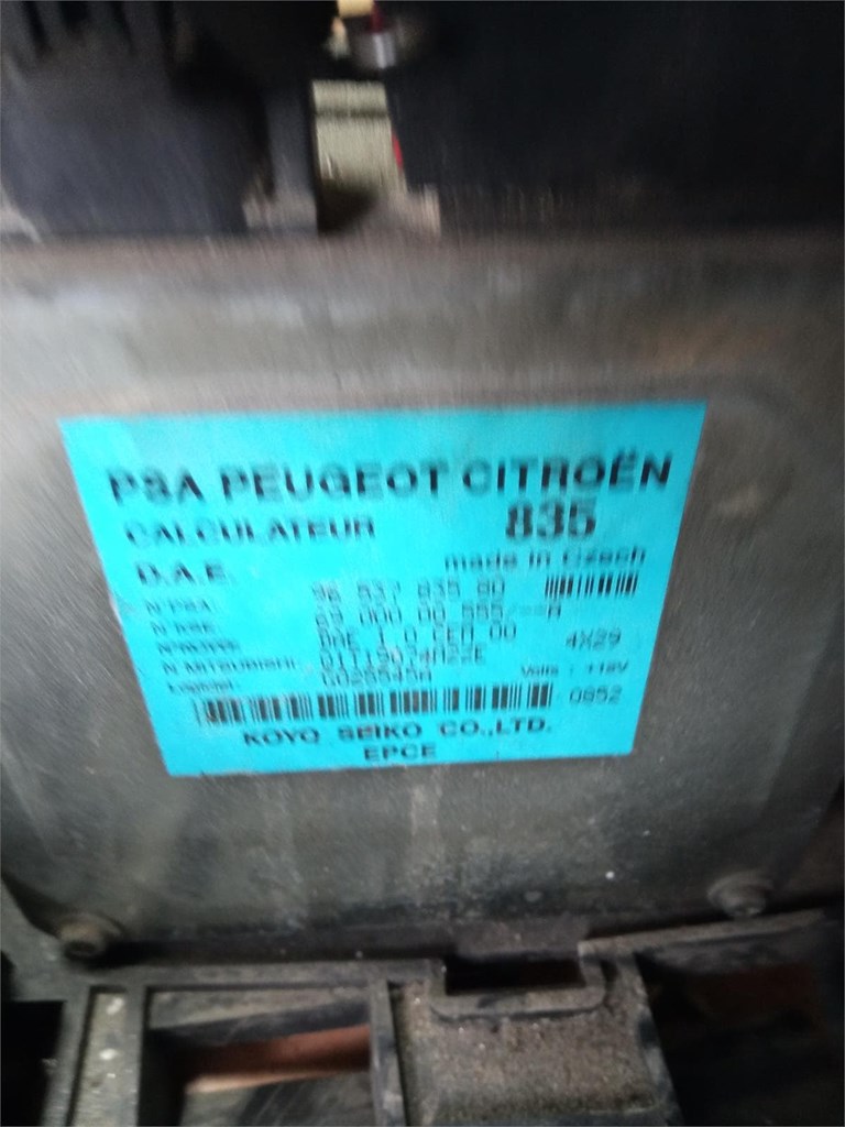 Foto 3 Centralita electrónica PSA Peugeot Citroën. 9653783580