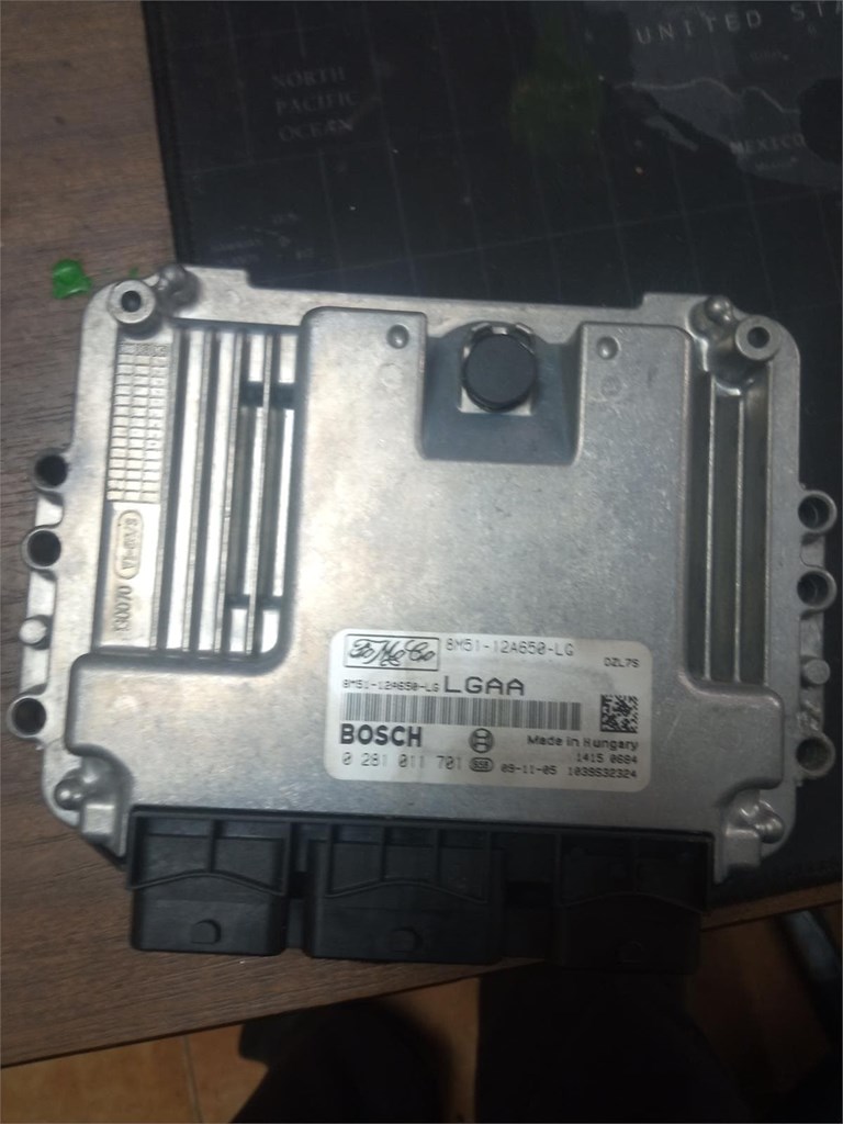 Foto 1 Centralita Ford Bosch 8M5112A650-LG