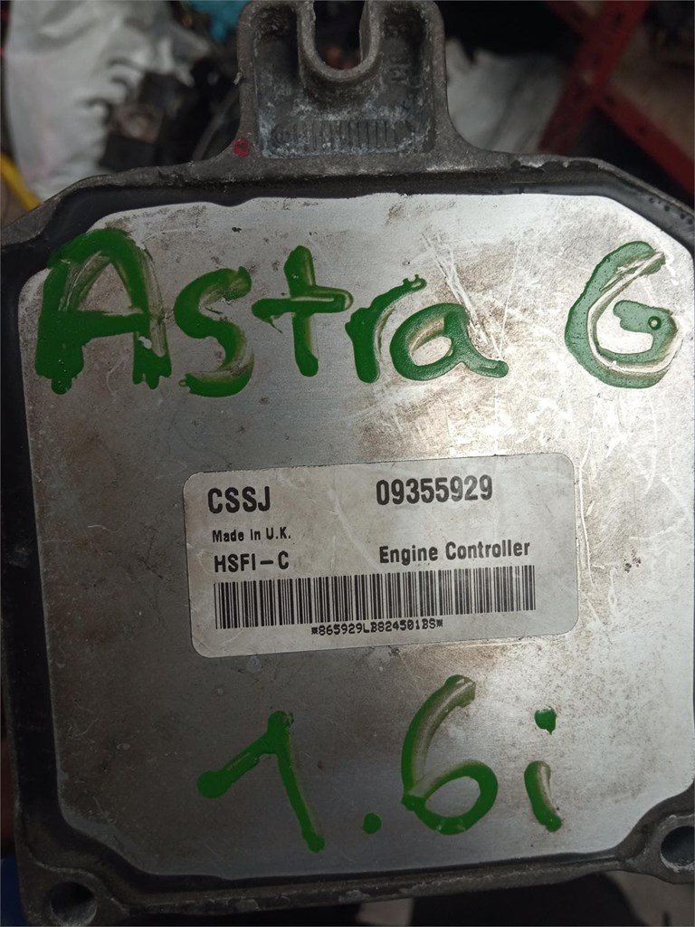 Foto 1 Centralita motor Opel Astra G 1.6i