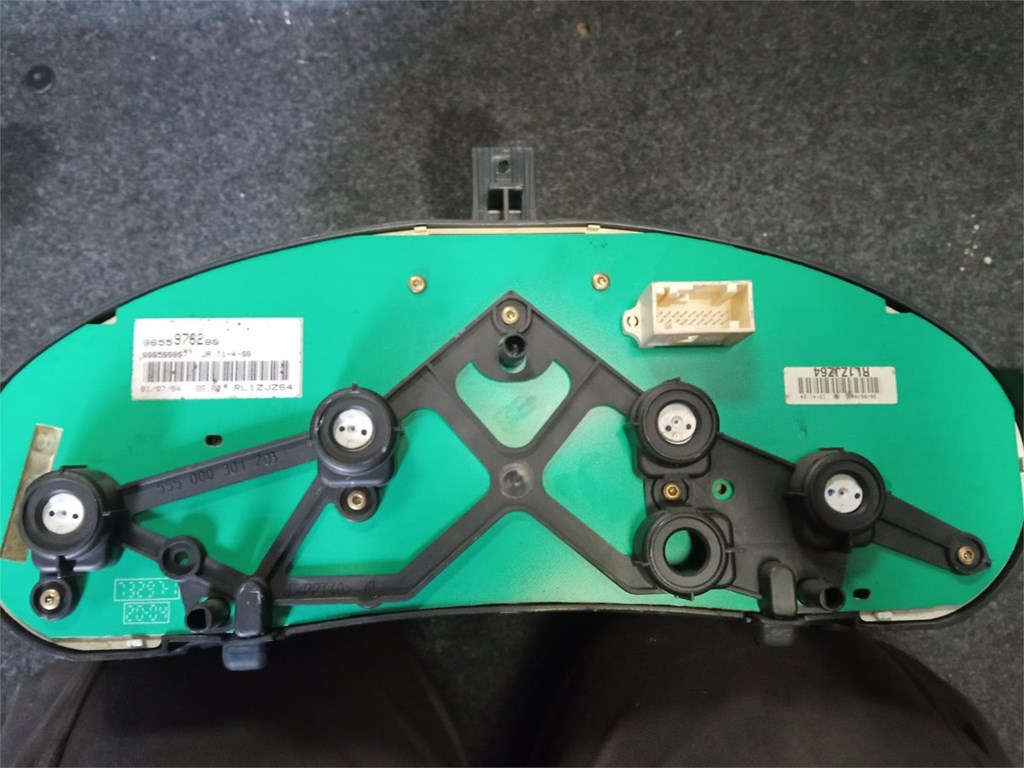 Foto 2 Cuadro de instrumentos PEUGEOT 206