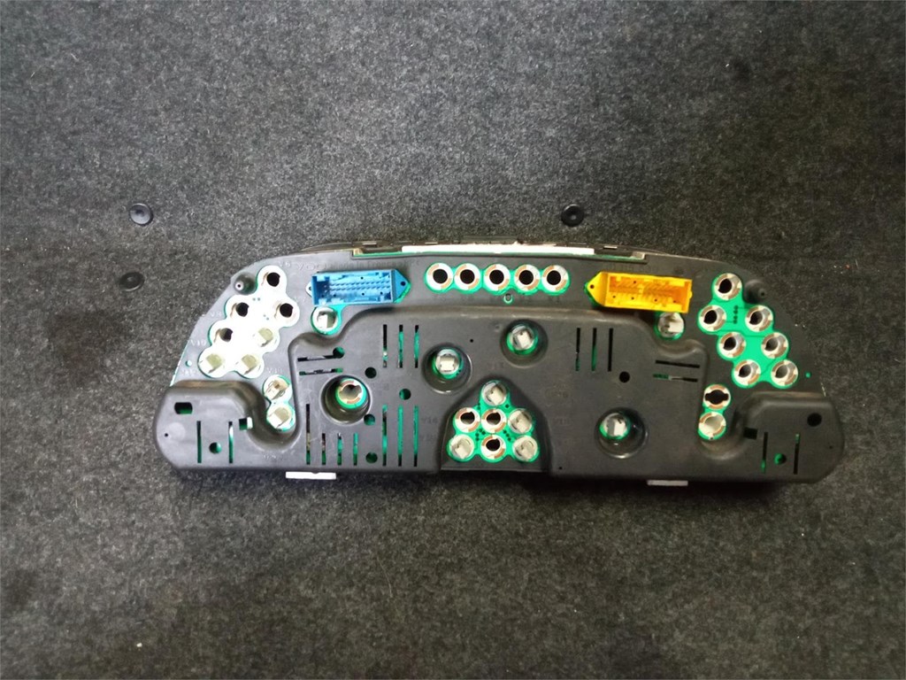 Foto 1 Cuadro de instrumentos peugeot 308 96666421