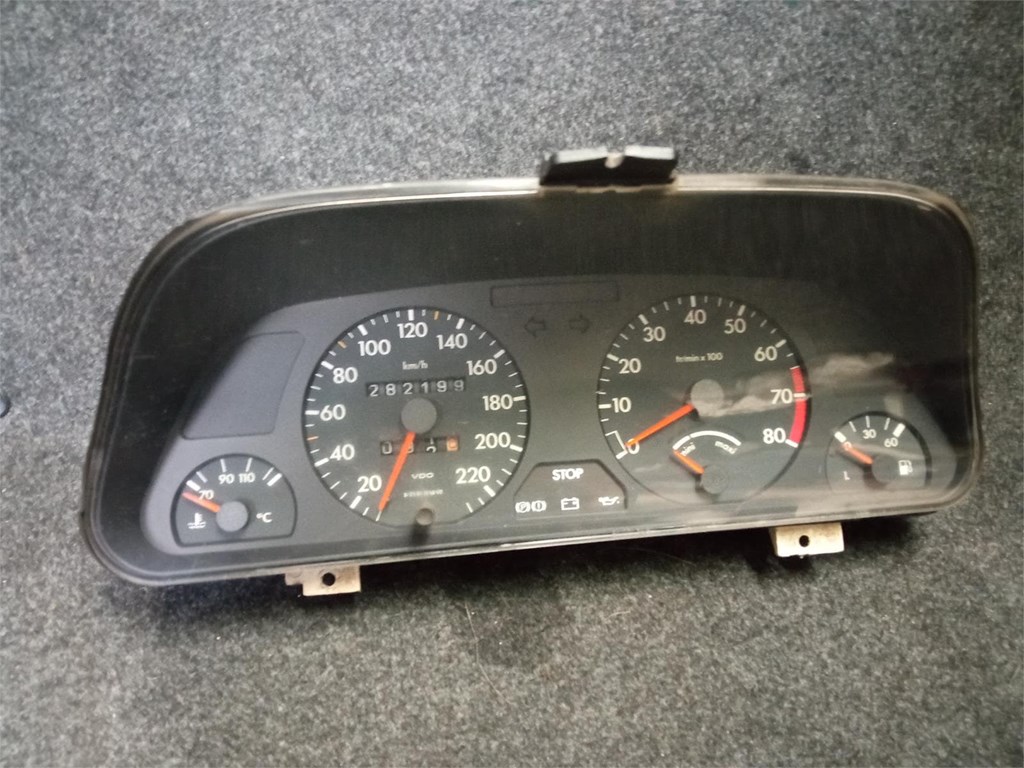 Foto 1 CUADRO INSTRUMENTOS psa 306