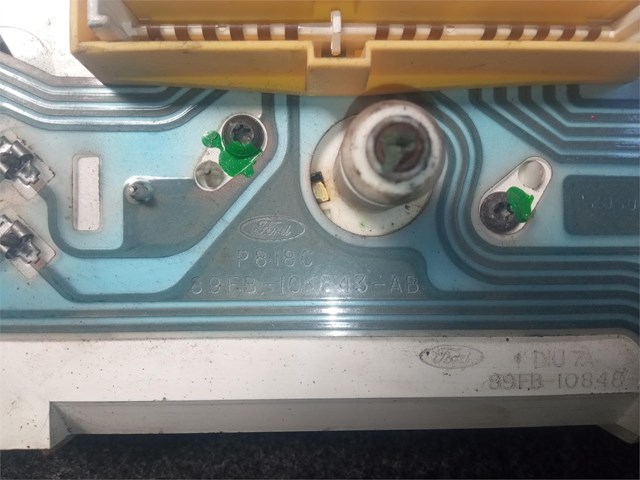Cuentakilómetros Ford P818C
