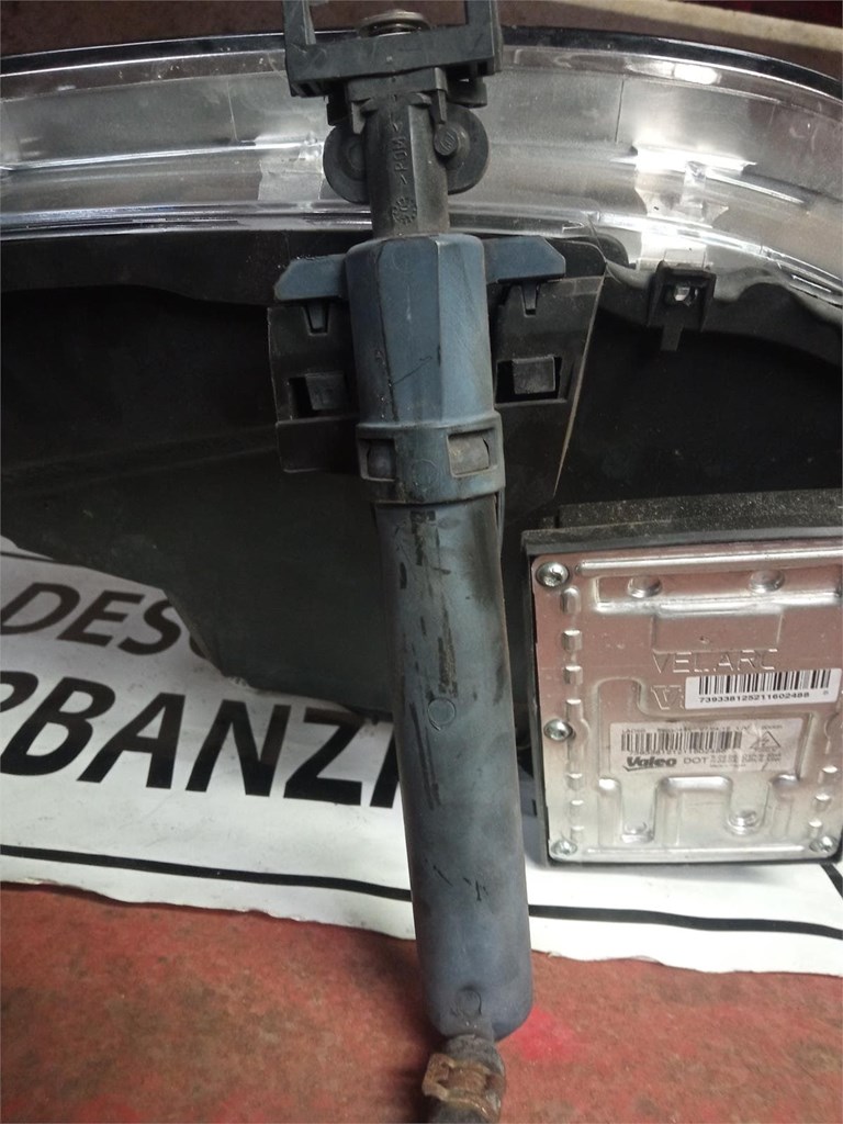 Foto 1 faro citroen c5 fase 1