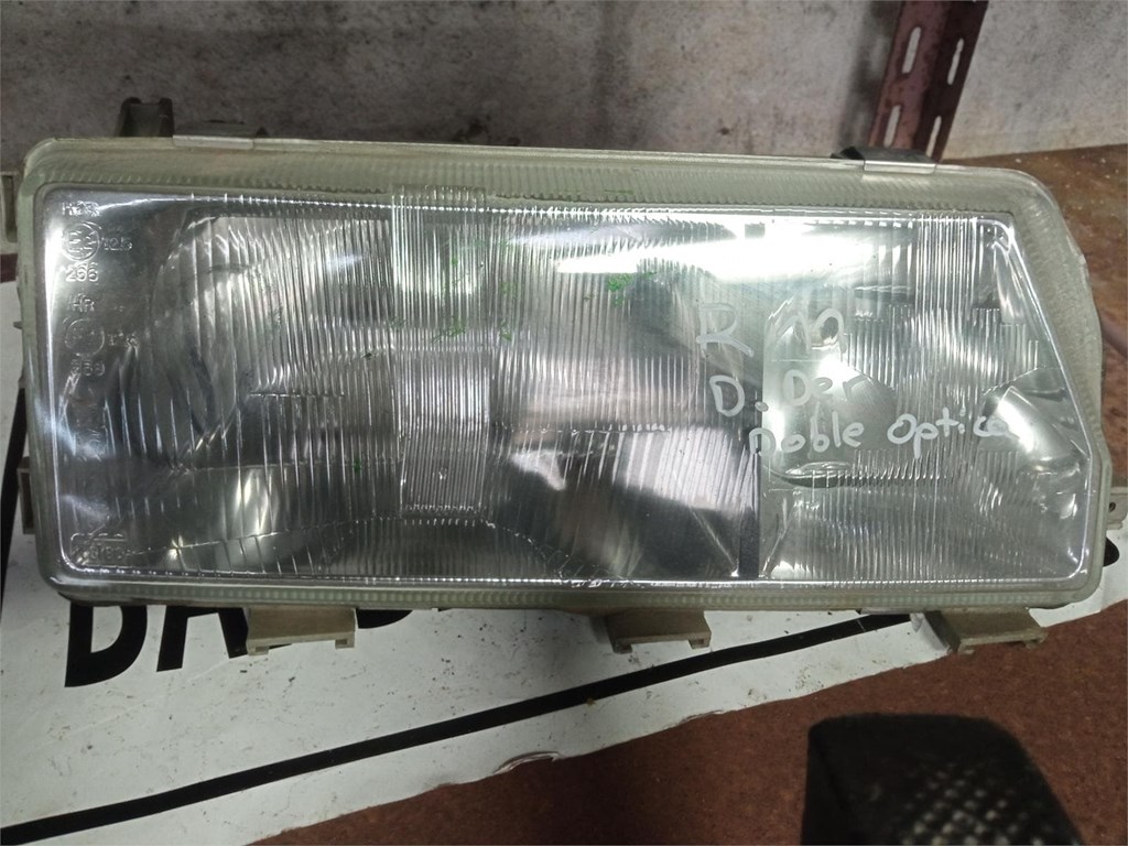 Foto 1 faro delantero renault 19 