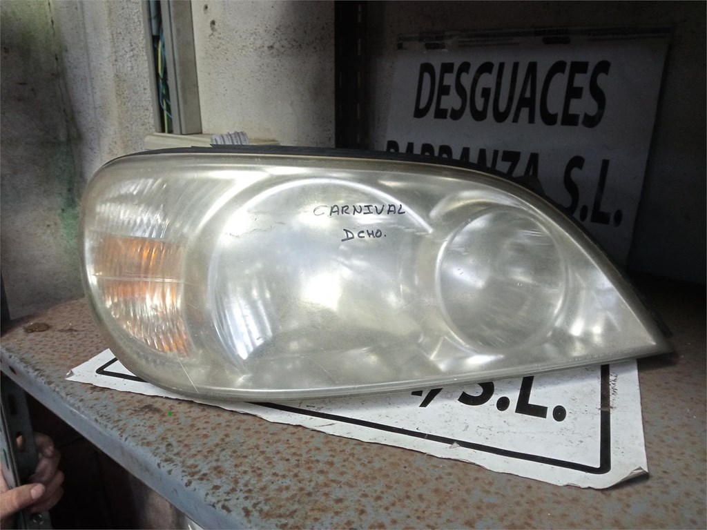Foto 1 faro derecha kia carnival 