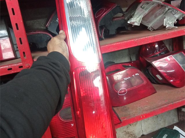 faro ford focus 2 fase 1 