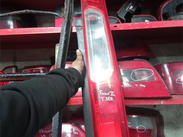 faro ford focus 2 fase 1 