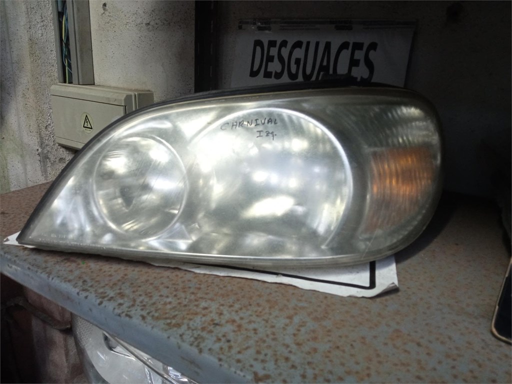 Foto 1 faro izquierdo kia carnival 