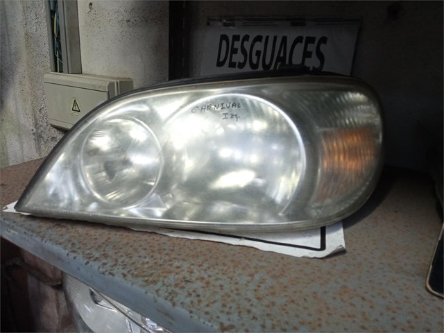 faro izquierdo kia carnival 
