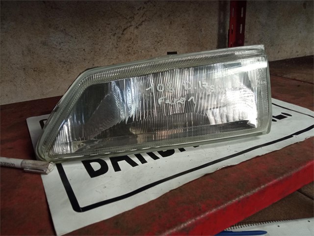 faro paugeot 106