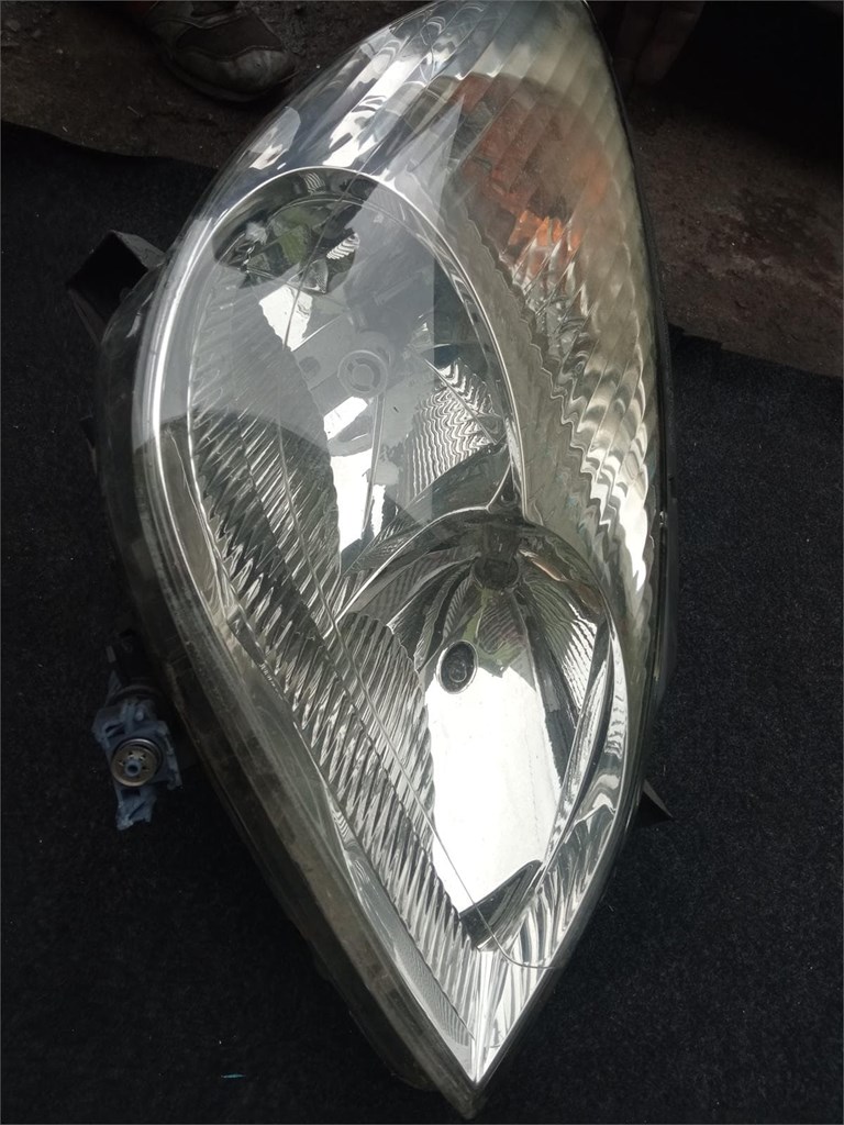 Foto 1 Faros xenon C5 con lavafaros
