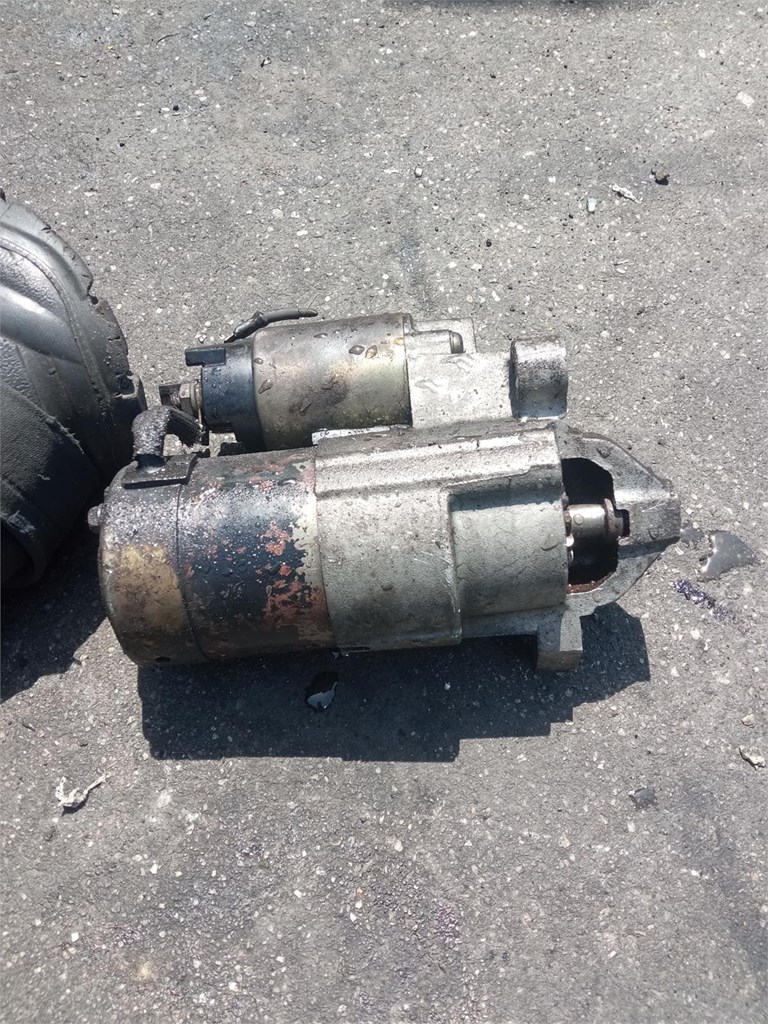 Foto 2 moto de arranque renault clio 1.5 dci