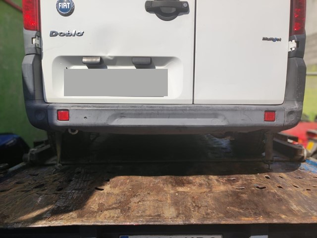 paragolpes trasero fiat doblo 