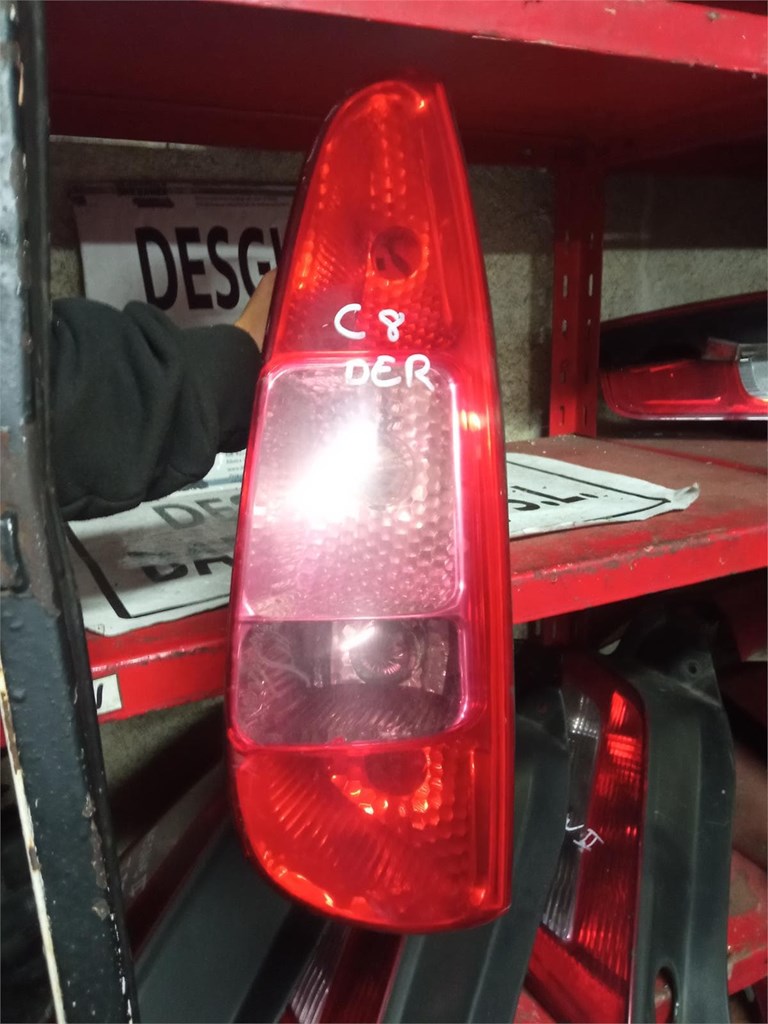 Foto 1 piloto citroen c8