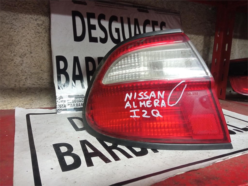 Foto 1 piloto nissan almera 