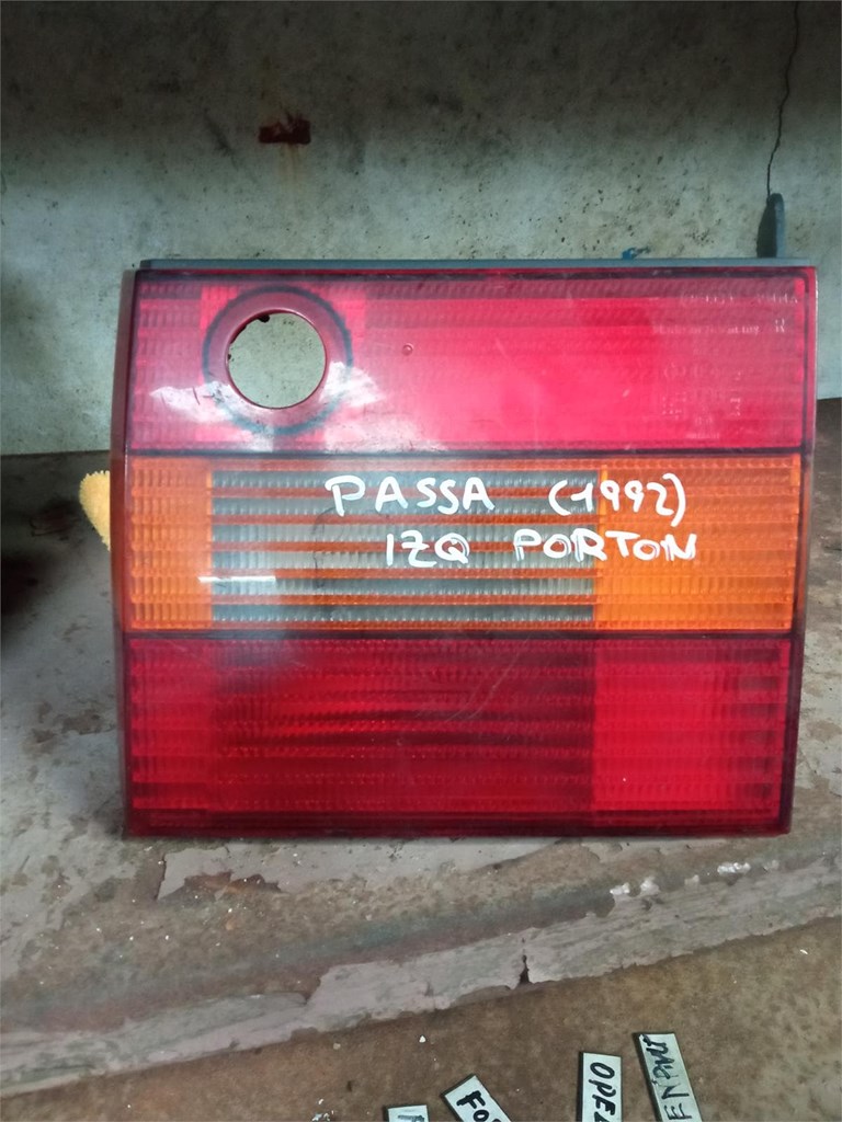 Foto 1 piloto porton izq trasero passat 92