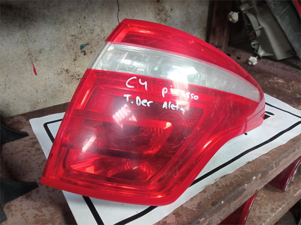 Foto 1 piloto trasero c4 picasso