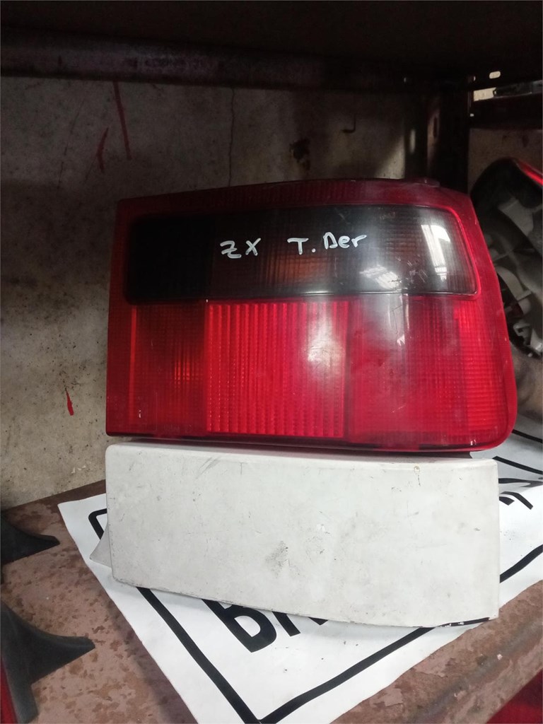 Foto 1 piloto trasero citroen zx 