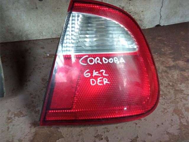 piloto trasero derecho seat cordoba 6k2