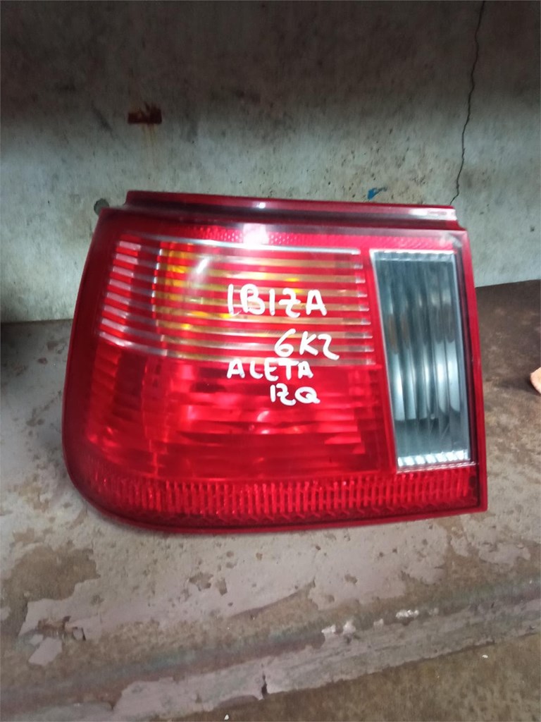 Foto 1 piloto trasero ibiza 6k2 