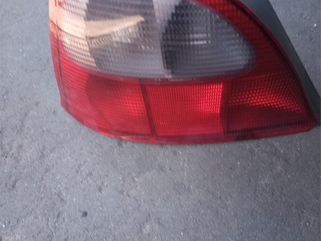 Piloto trasero para Rover 25