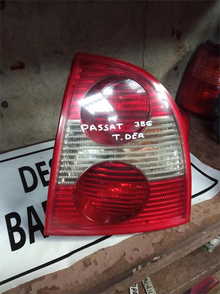 Foto 1 piloto trasero passat b6 