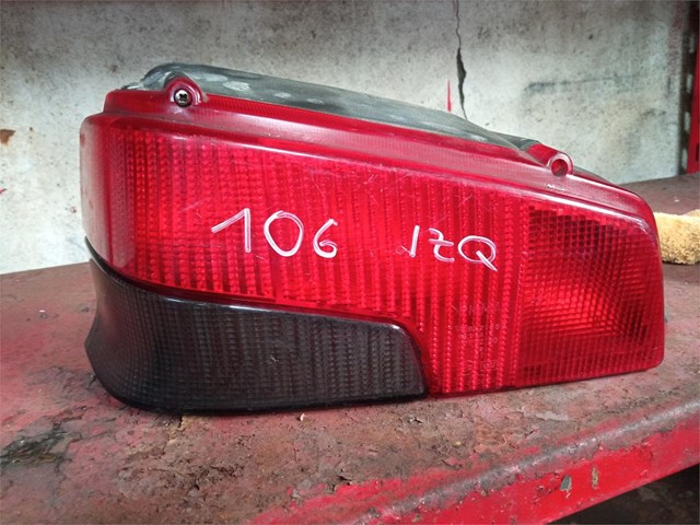 piloto trasero peugeot 106