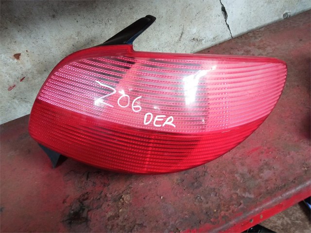 piloto trasero Peugeot 206 