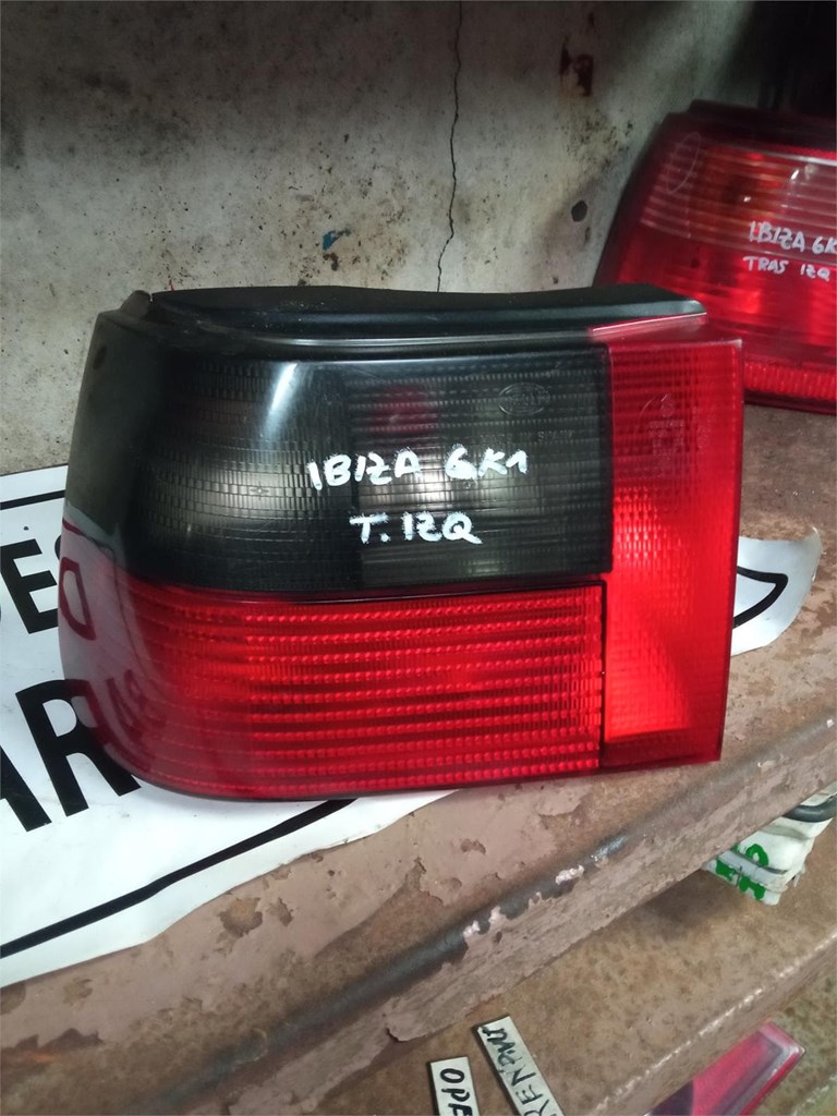 Foto 1 piloto trasero seat ibiza 6k1