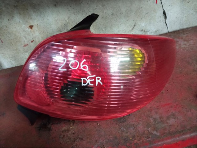 pitoto trasero Peugeot 206 