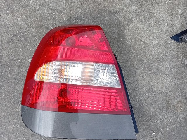 polito trasero izquierdo Daewoo