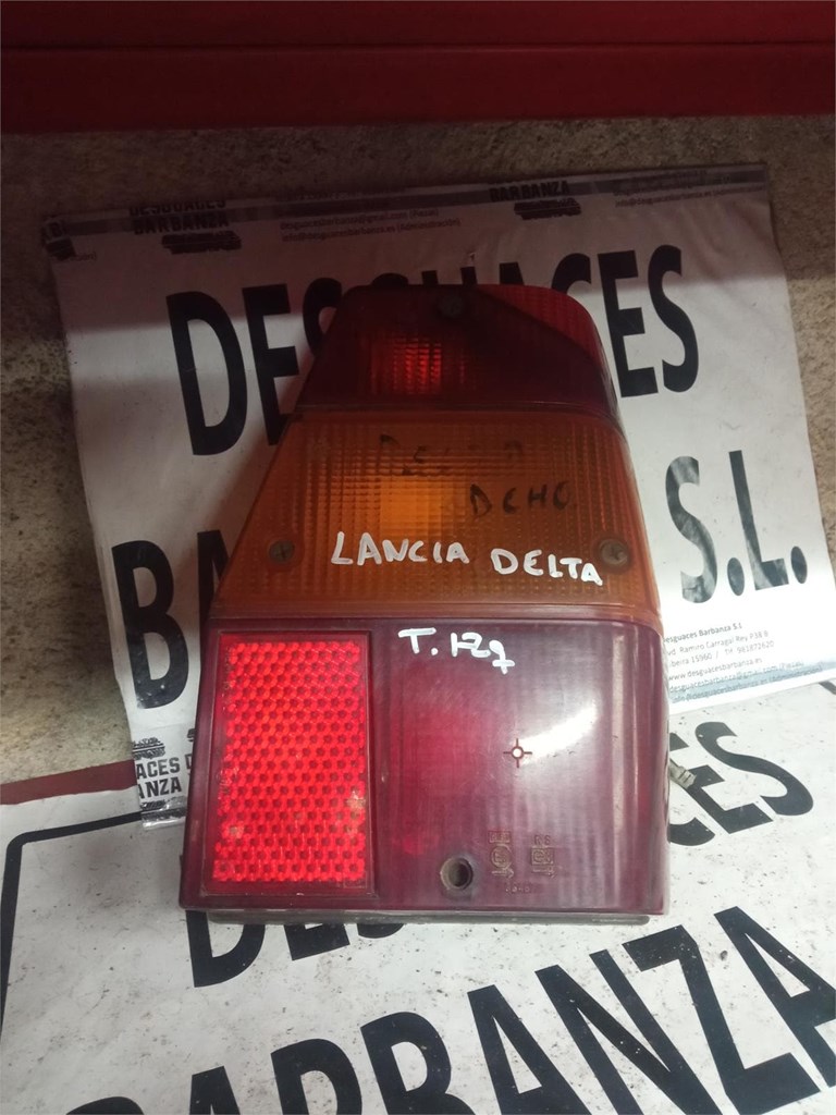 Foto 1 polito trasero lancia delta 