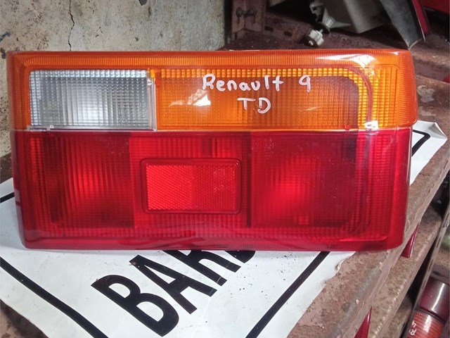 polito trasero renault 9