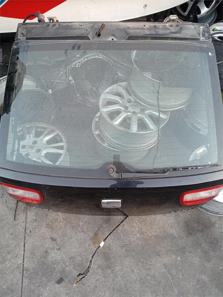 Foto 1 porton trasero seat leon mk1