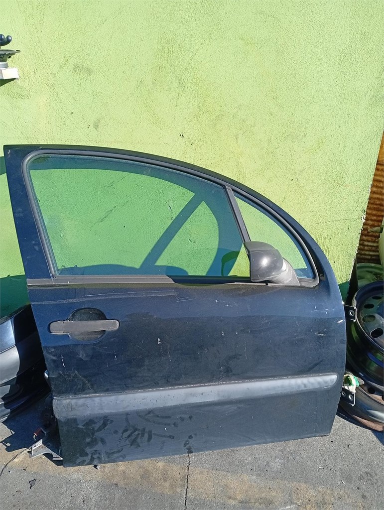 Foto 1 puerta delantera derecha citroeen c3 