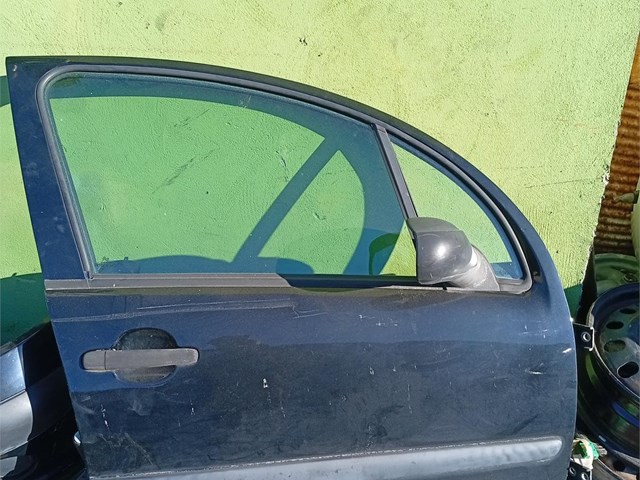 puerta delantera derecha citroeen c3 