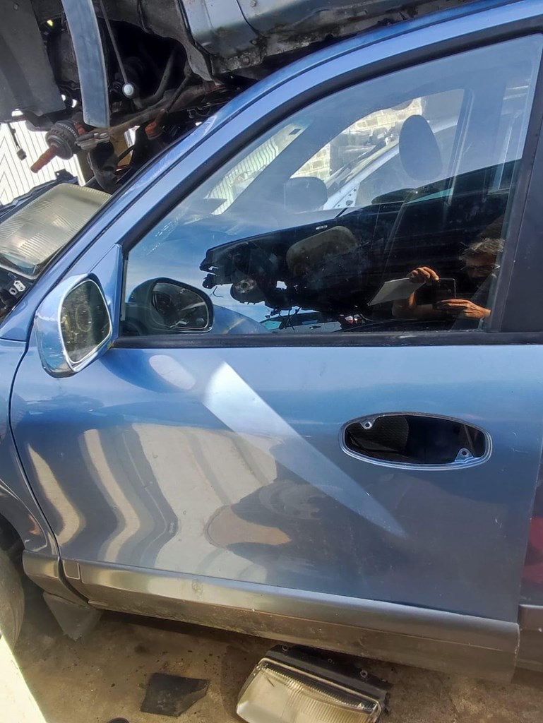 Foto 1 puerta delantera izquierda hunday santafe