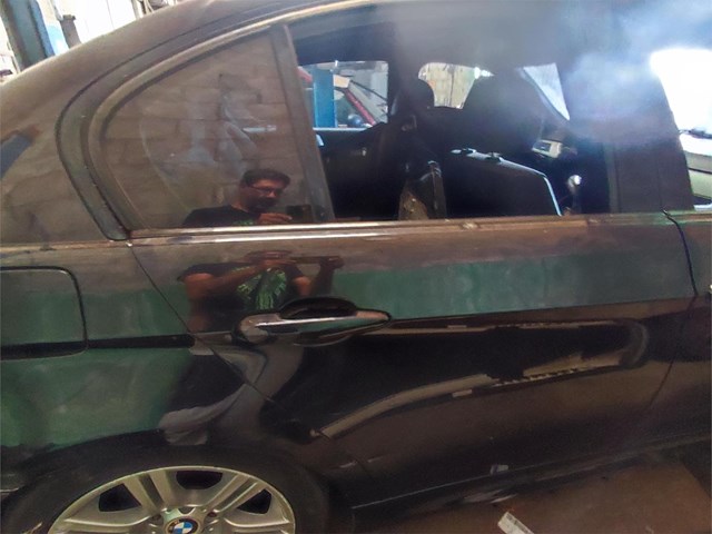 puerta trasera derecha bmw 320 e90