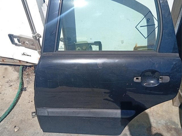 puerta trasera izquierda citroeen c3 