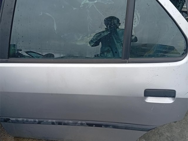 puerta trasera izquierda peugeot 306