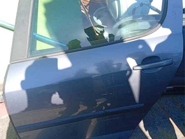 puerta trasera izquierda peugeot 407